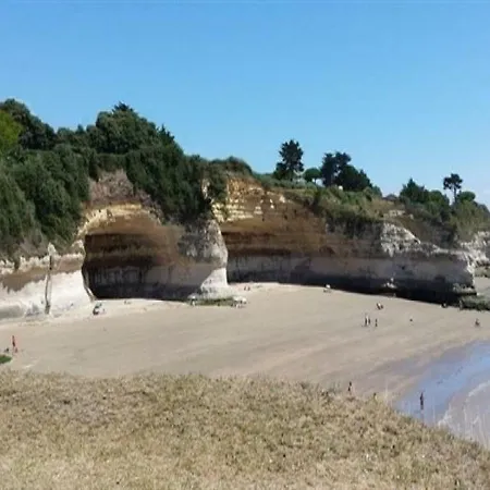 Semesterbostad House S Gironde Maisonnette De Vacances A Deux Pas De La Plage Et Du Centre Ville Meschers-sur-Gironde